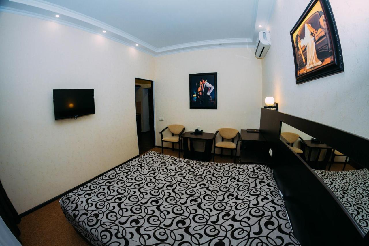Delta Hotel Vylkove Luaran gambar
